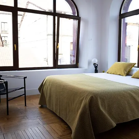 Gran Loft En Pinares De Covaleda, Soria コバレダ